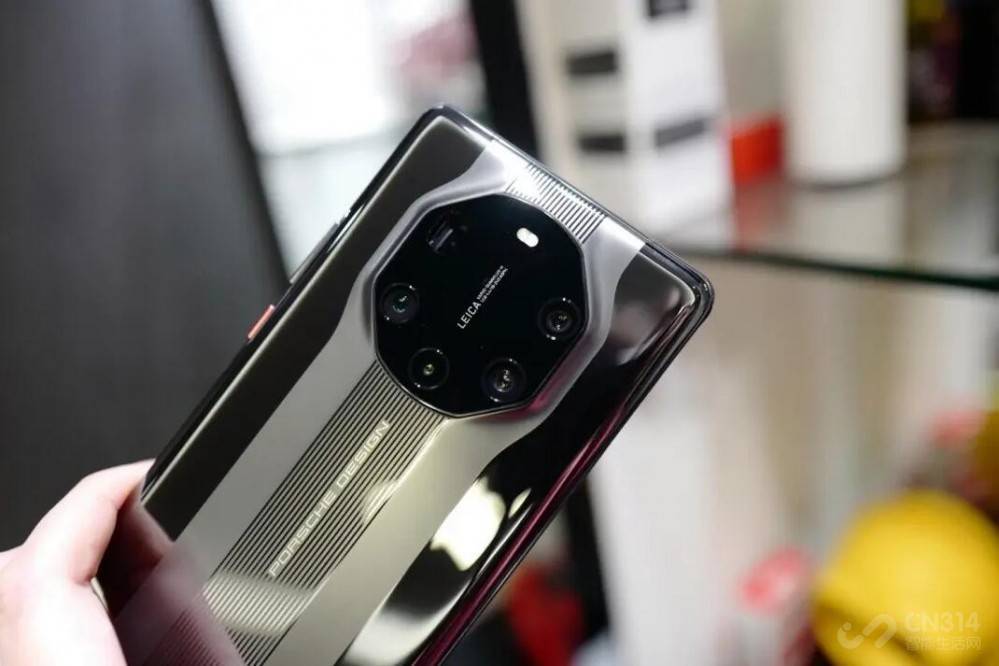 华为mate 50 rs到底是劳斯莱斯还是保时捷?_合作_系列_品牌