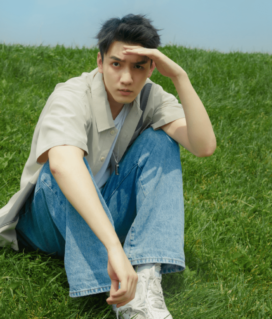 里演过任穿雨↓并不是十分没姓名的一位小演员,男一号王轩▽男主和男