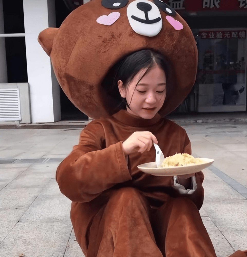 广东女网红编造履历,身价78亿诈骗百万,被捕后:我也