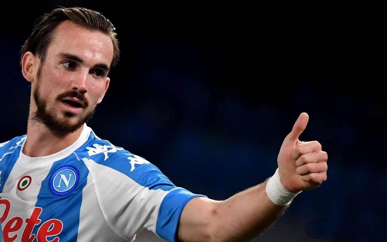 大巴黎捡漏成功,那不勒斯中场法比安官宣加盟!