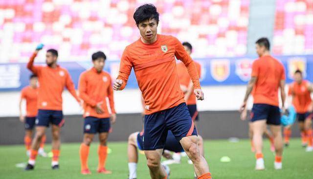 蒿俊闵加盟广州恒大首发声,透露自己心声,收获球迷称赞!