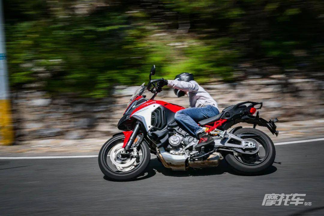 车评:科技改变生活,也改变了杜卡迪mts v4_搜狐汽车_搜狐网
