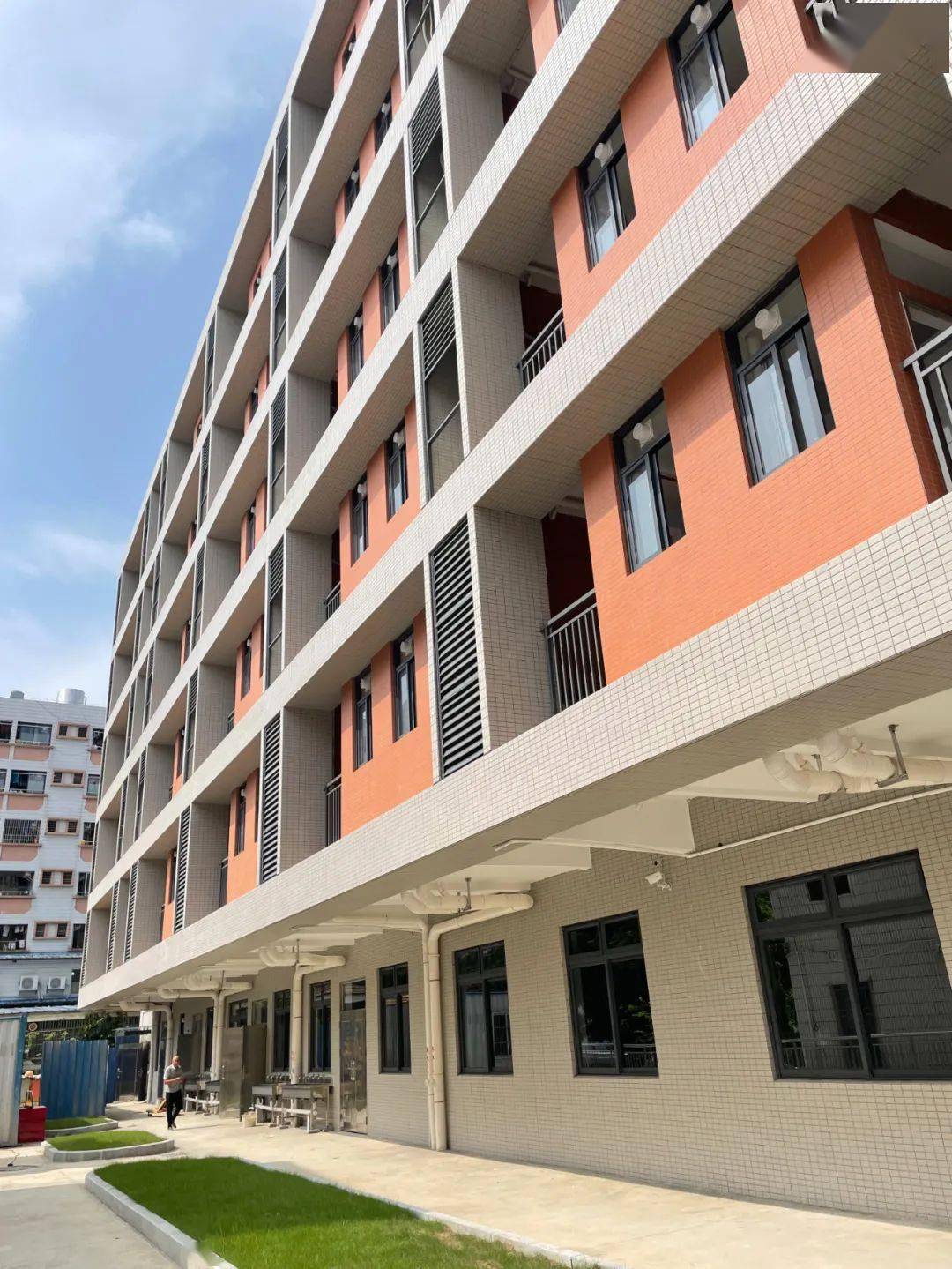 开学首日,南庄罗南小学教学楼,宿舍楼正式启用_教育_南庄镇_南村