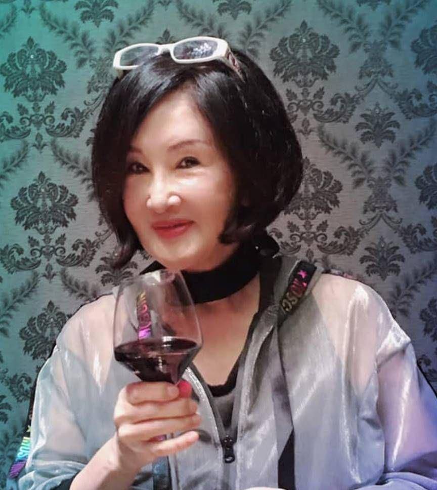 和小20岁工程师分手后,她又爱上小30岁厨师_恬妞_时候_争议