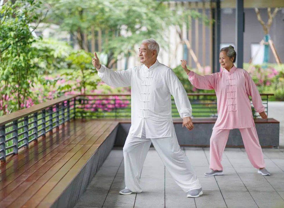 旭辉首座康养社区——苏州太湖·旭辉彩园今日开园试运营!