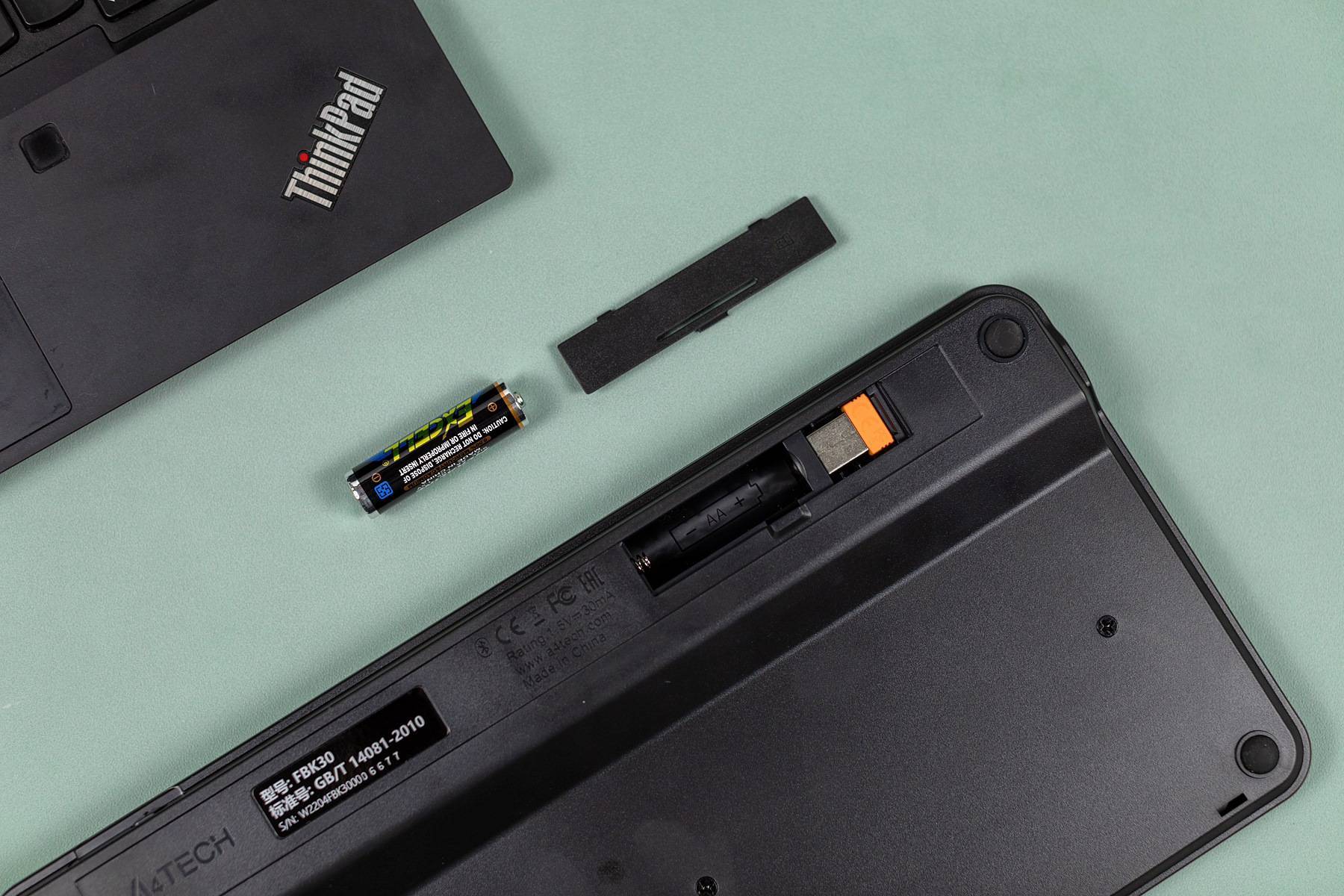 多设备自由切换，双飞燕飞时代FBK30静音键盘，家庭办公贴心好物