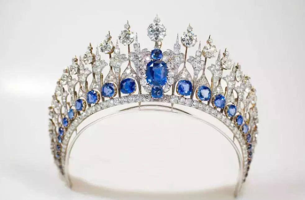 7大皇室蓝宝石首饰大盘点,你看它们多惊艳_珠宝_戒指_钻石