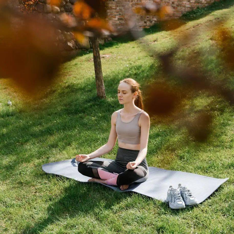 露台瑜伽公益课丨回归自然,探寻一场心灵之旅