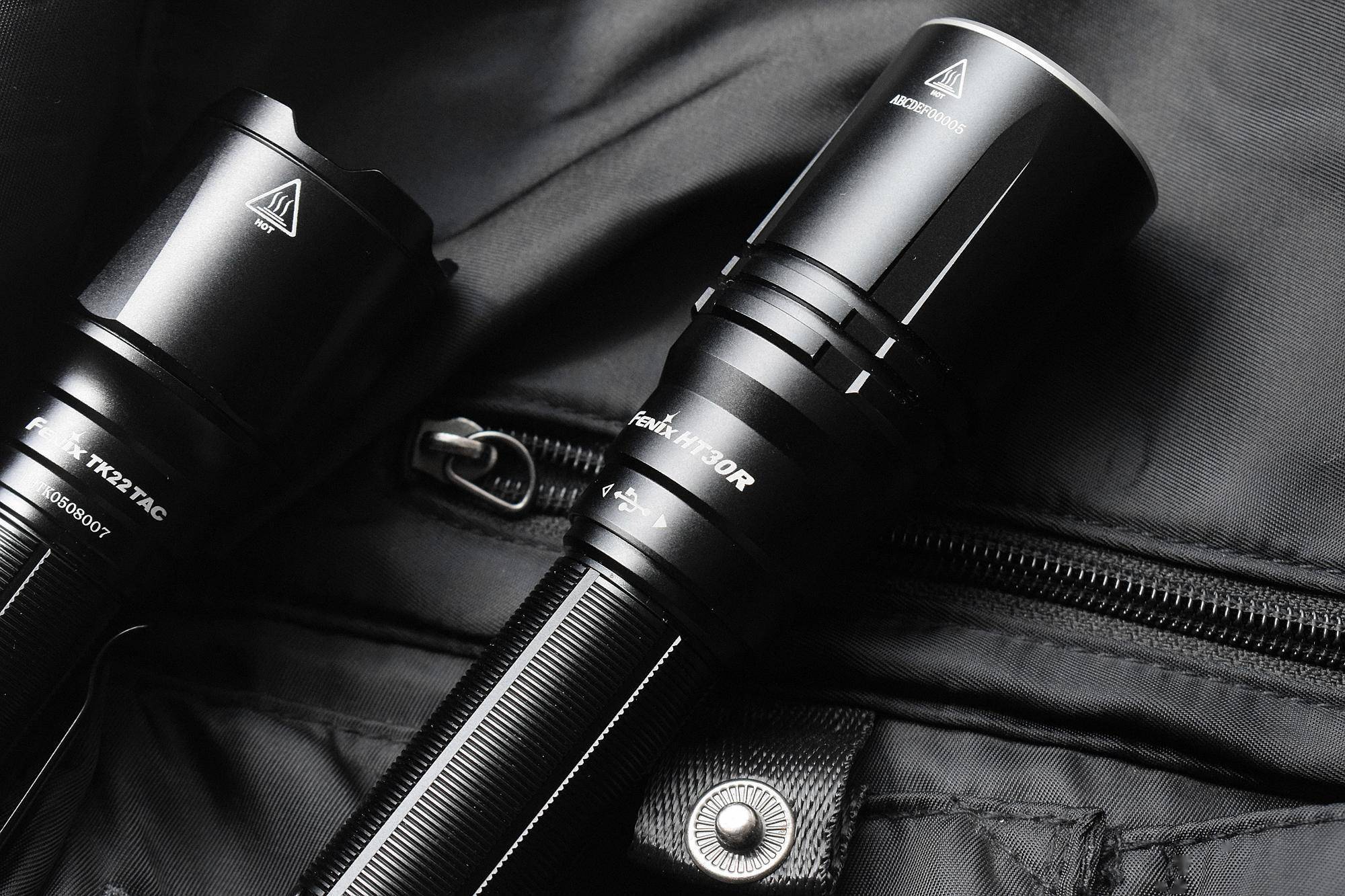 fenix th30r白激光手电体验_class_等级_特写