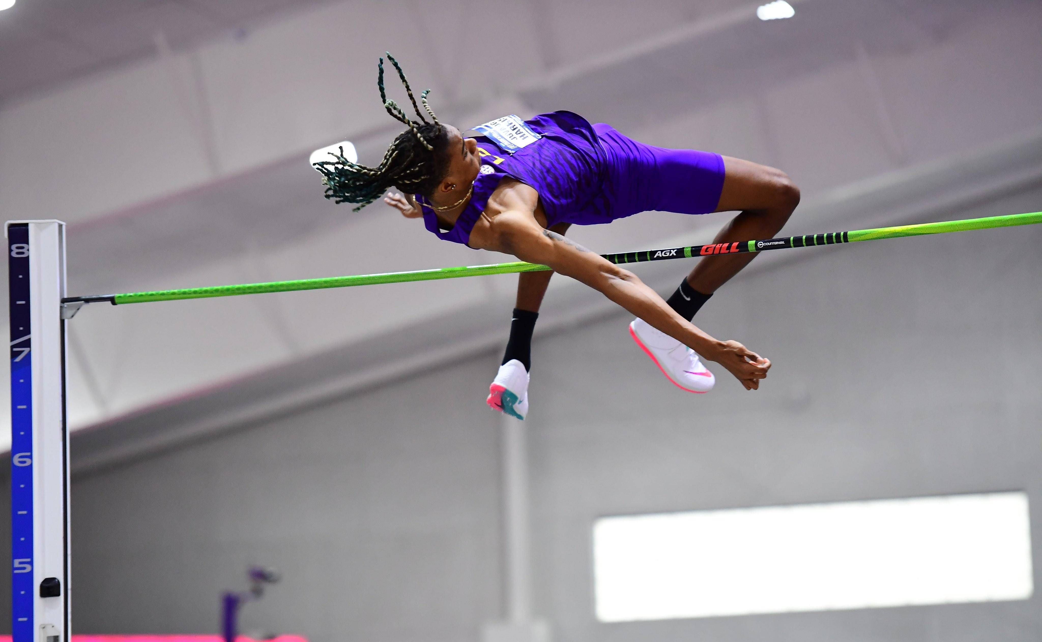 2米33 8米27,22岁国外田径天才夺ncaa跳高跳远双冠 东京奥运可期