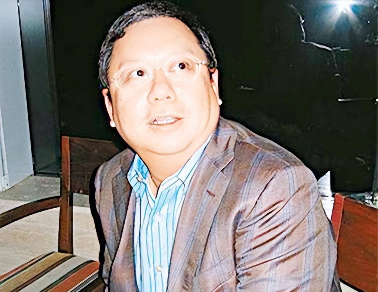 年轻时的林建岳争强好胜,经过他的一番折腾,让父亲亏损百亿家产,惨不