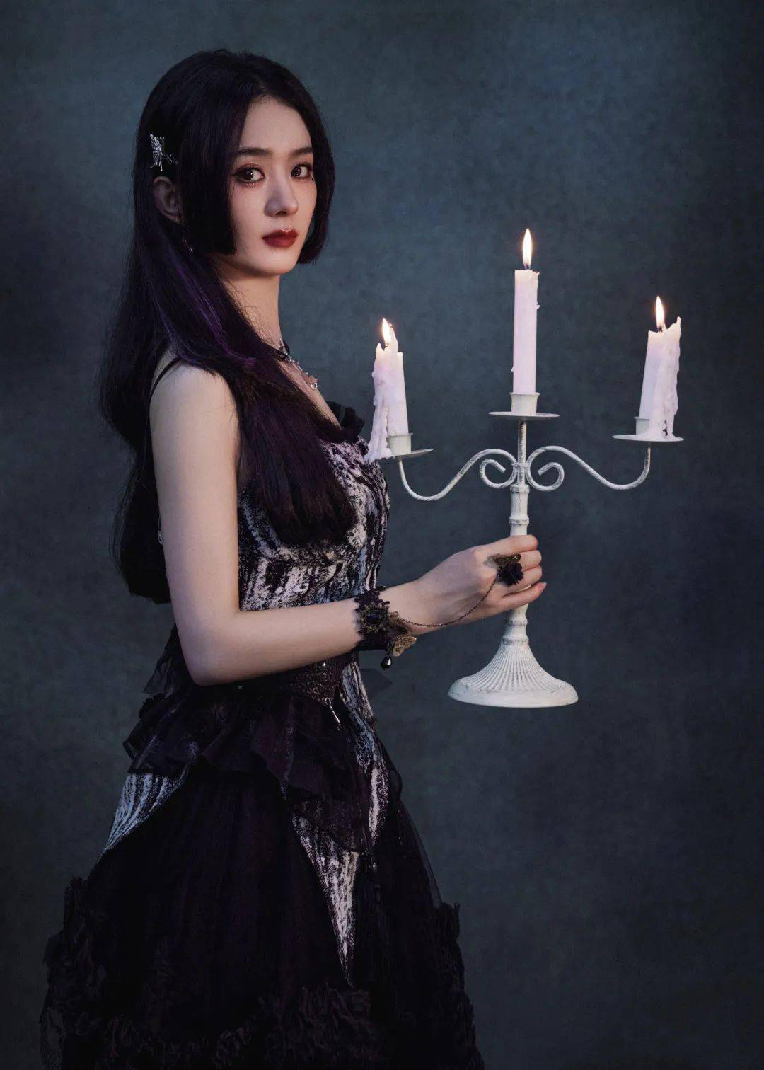 发型一反往日的风格都会遗憾的没看过赵丽颖的这套造型"颖丽赵747