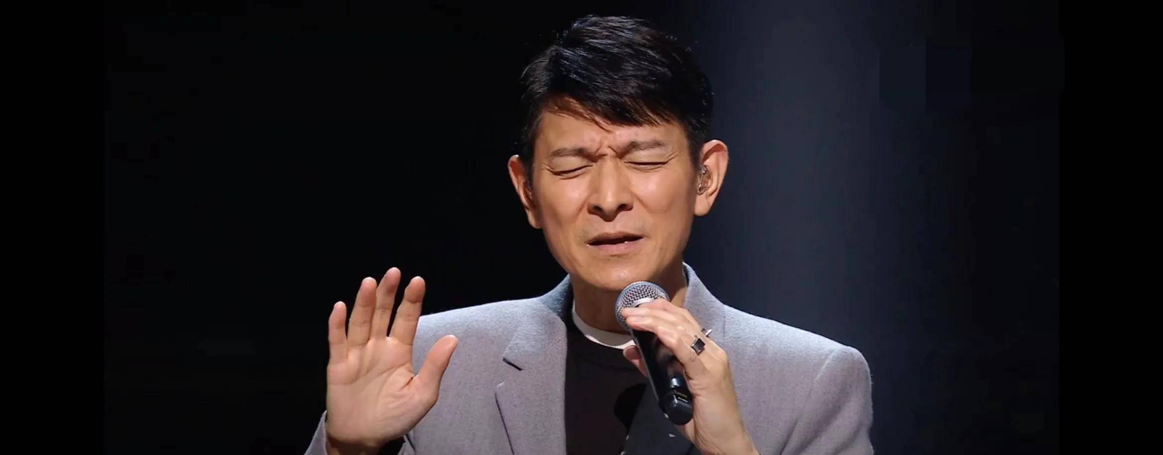 上班没时间看老刘的直播,下班还要看回放_刘德华_明星_经典故事