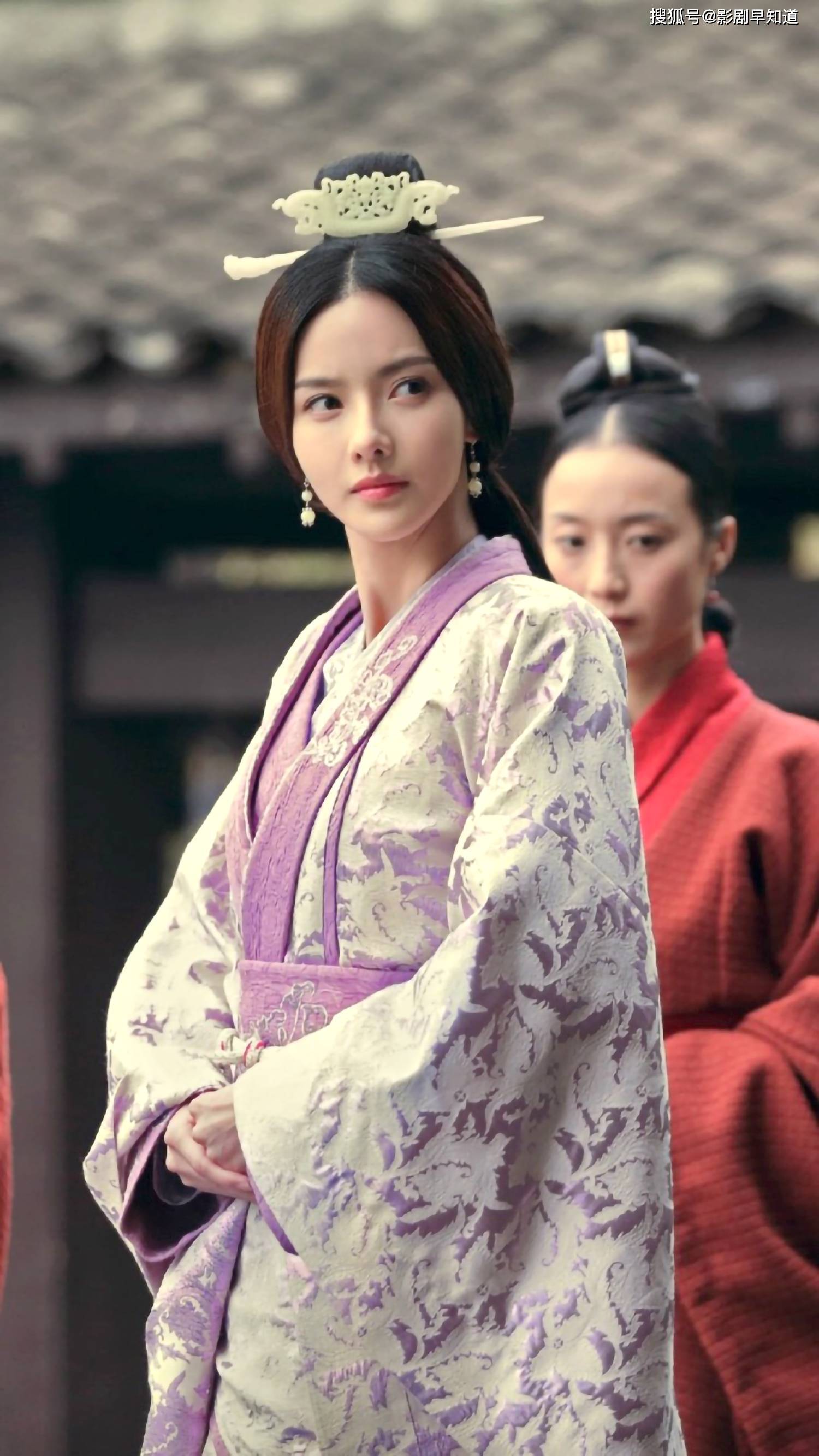 染青,拂霜转型当制片人,女演员变霸总,多元发展_张芷溪_钟祺_甄宓