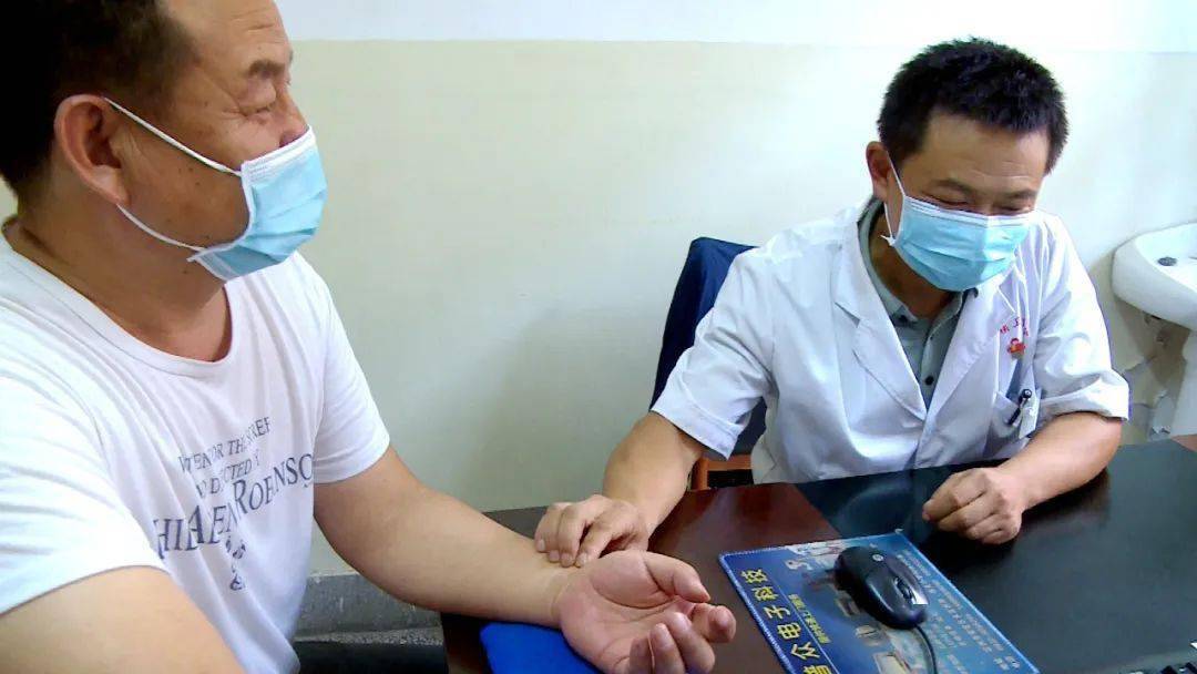 【最美医生】曹军:以"初心"换"真心" 践行医者誓言_凤翔镇_安定区