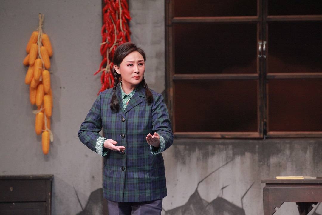 十三艺节 | 京剧《楝树花》:一座孤岛,一对夫妻,三十二年,铸就传奇