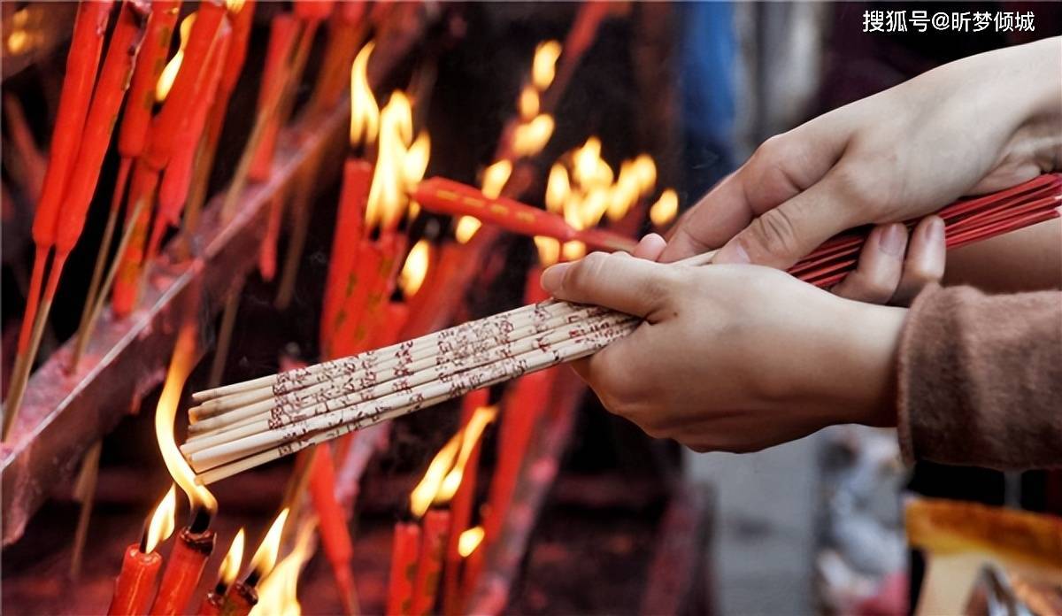每根代表什么?传统文化我们不得不知_祭祀_支香_仪式