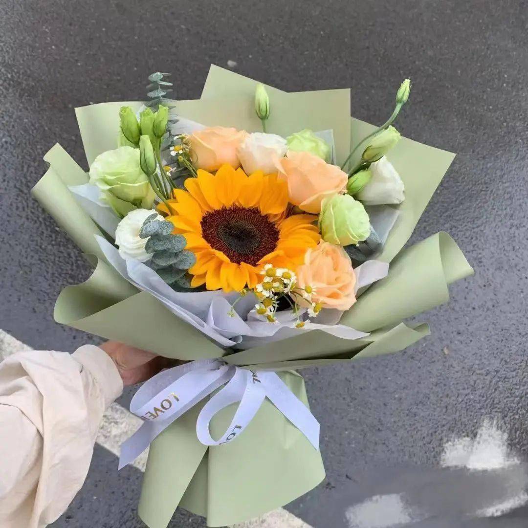 礼谢师恩 | 教师节花束预定 ,花拾光只要29.9元_鲜花_向日葵_花为礼