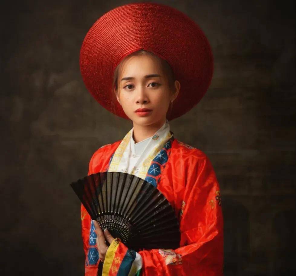 李天馨所处的朝代是越南的后李朝时期,越南李朝是我国宋朝的藩属国,因