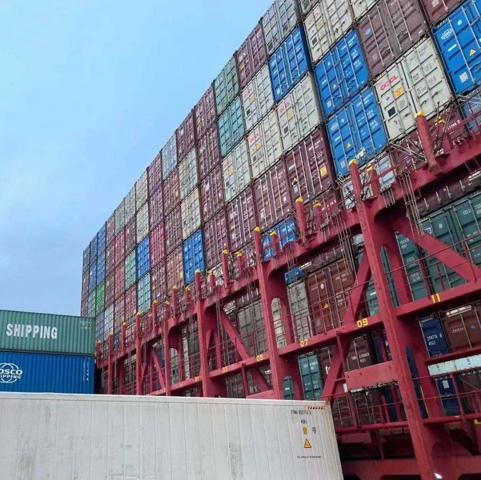 『注意』该地7000多个集装箱滞留，滞期费已快赶上运费了_海运_洪水_运价