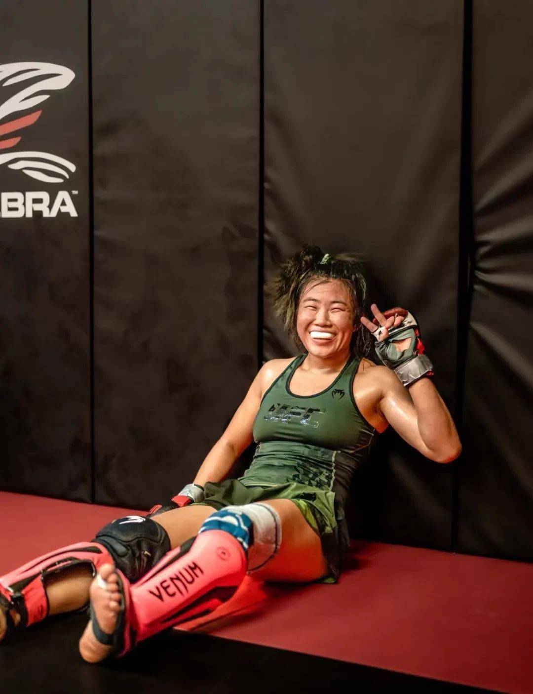 武亚楠,离开八角笼的中国女孩_比赛_训练_露西·普迪洛娃