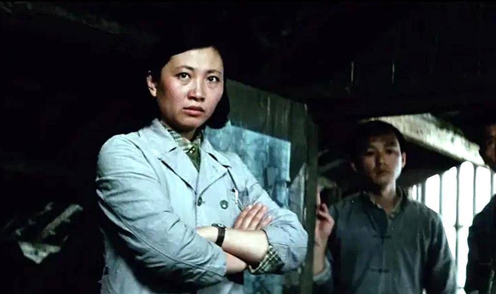 难忘电影《芙蓉镇》,刘晓庆姜文主演,35年过去主要演员境况如何_玉音