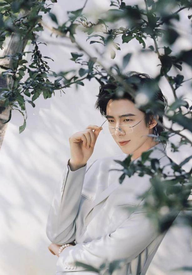 刘宇宁拍《一念关山》引纷争?回应:不要伤害作品很珍惜演戏_朋友_直播_合作
