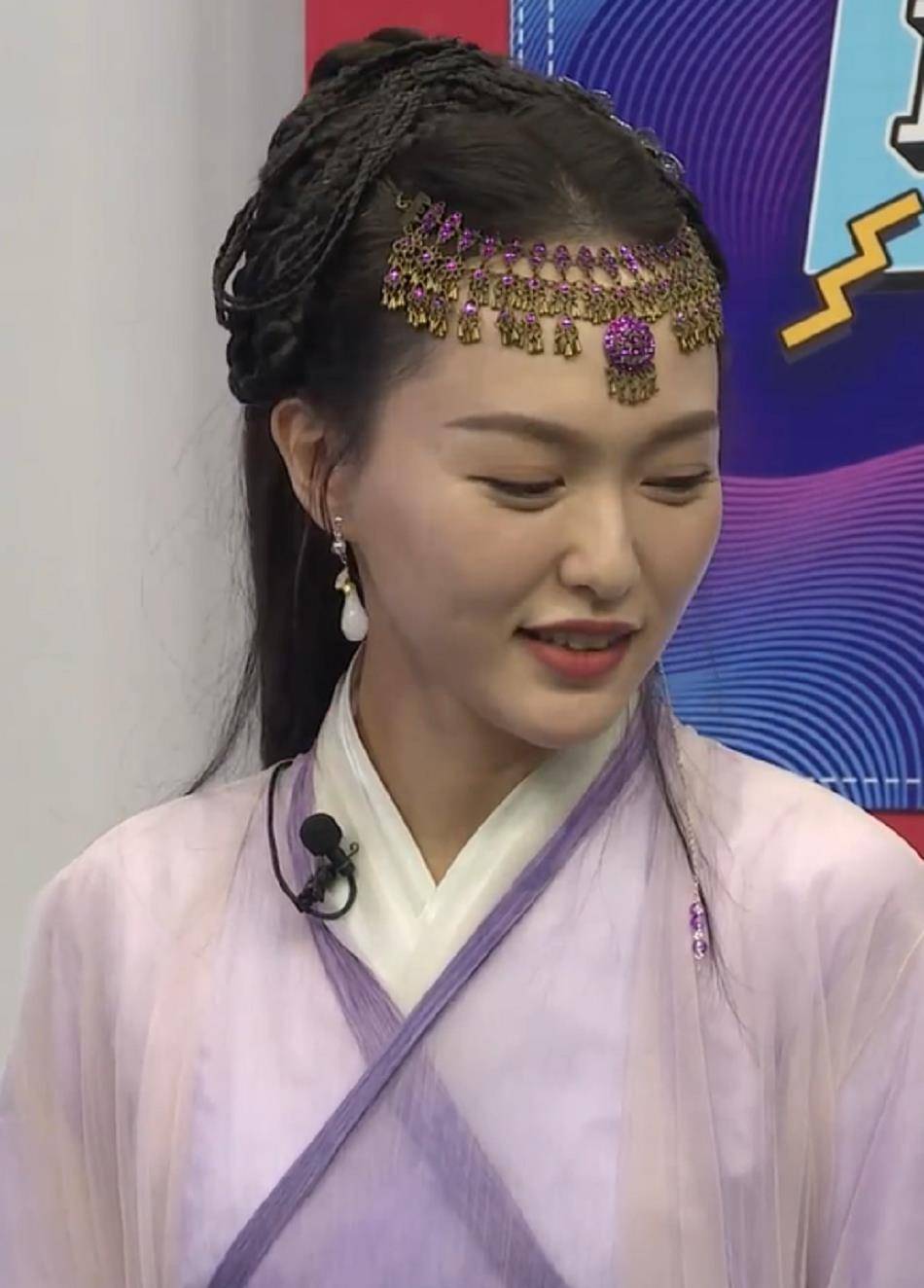 唐嫣时隔12年再扮"紫萱",失去了后期修图,这颜值我没眼花吧_状态_脸蛋