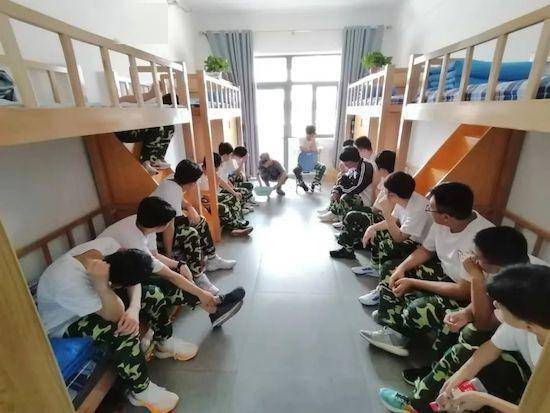 潍坊一中未来实验校区新生国防教育