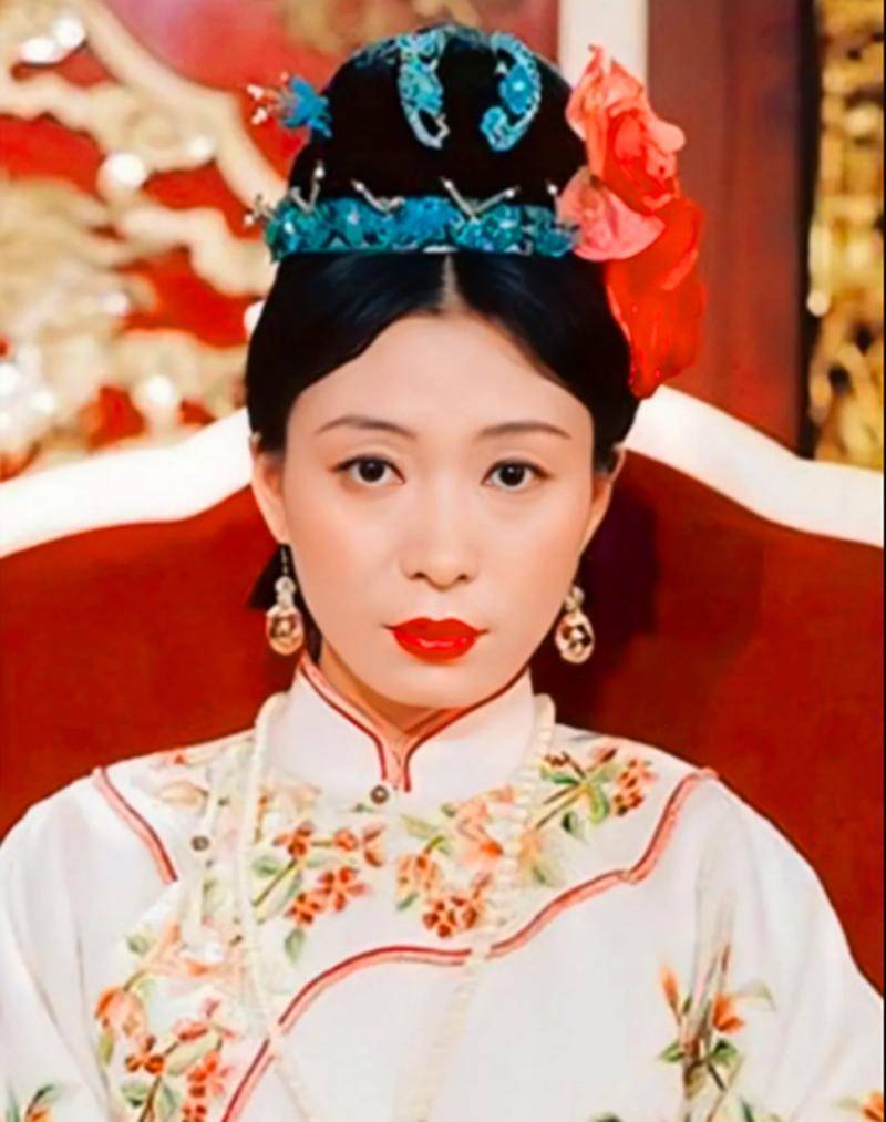 婉容,文绣别硬演,陈冲绝美,陶虹惊艳,潘虹演出了末代皇后的悲_人物_剧