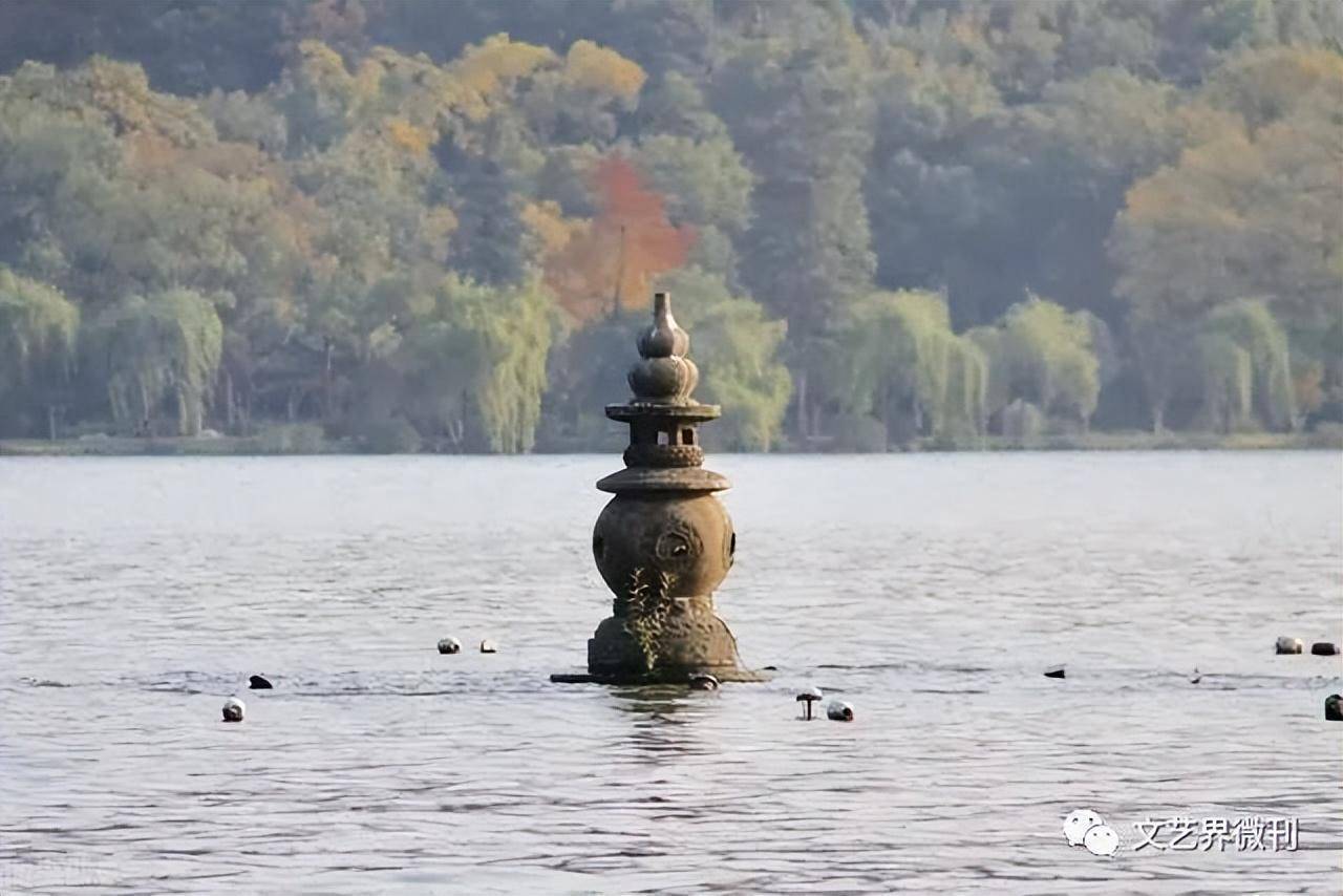 郭进拴|游三潭印月_黑鱼_江南中_杭州西湖