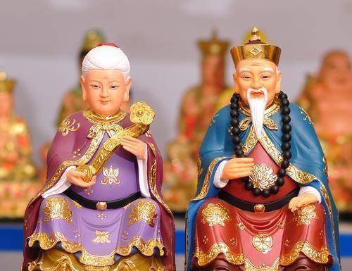 由胡三太爷统领的仙家出马的初衷和目的是什么?