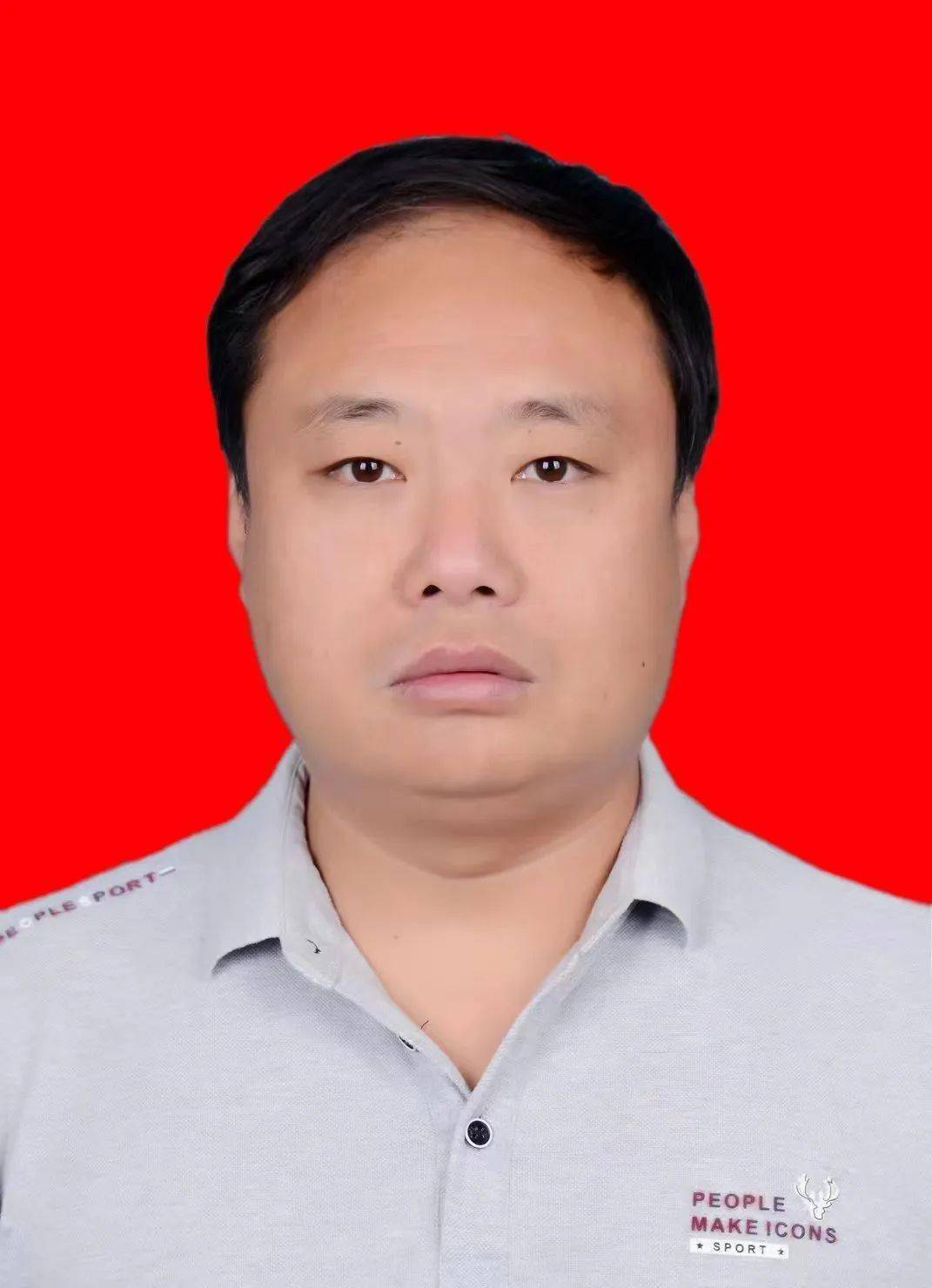 曾被评为保定市招生工作先进个人;曾获容城县回迁工作嘉奖.