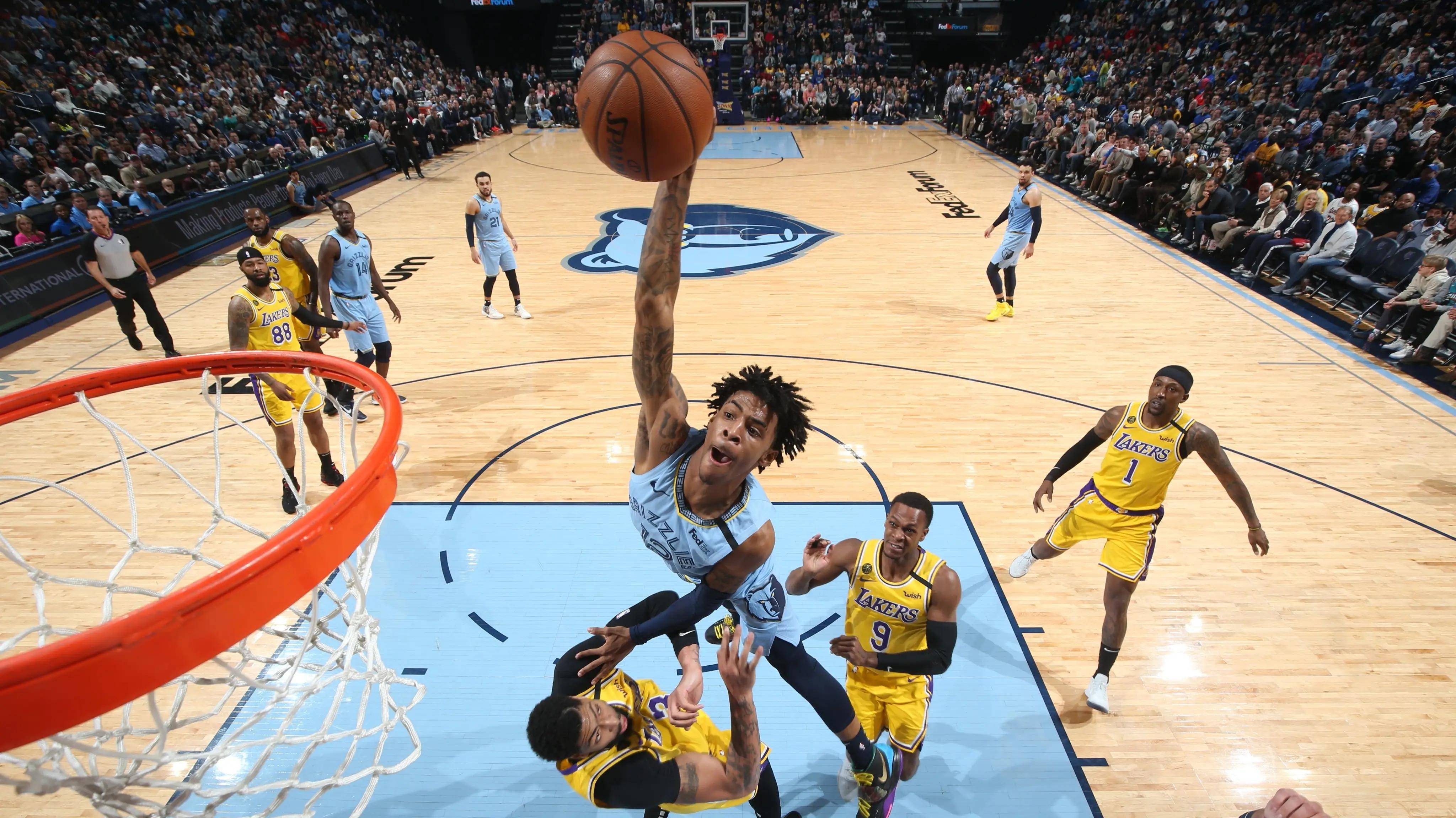 nba今日消息:全明星欲加盟洛杉矶湖人 沃克将被活塞买断!