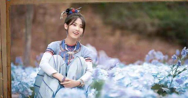 《新飞狐外传》第一女主程玲素上台,但邢菲真的不适合程玲素_程灵素