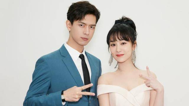 《折腰》资源太火,杨紫两大出圈cp争再搭,网友:选哪个都意难平_邓伦