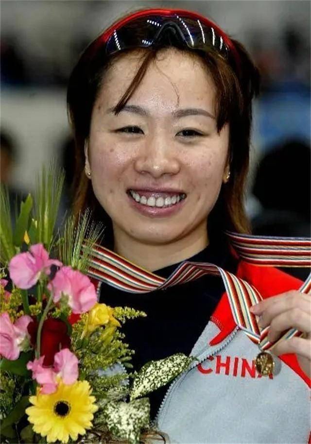 速滑冠军王秀丽,因被判服用兴奋剂而被取消奥运成绩,近况如何?