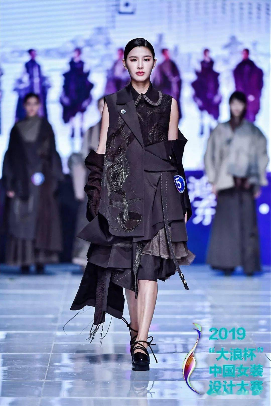 趋势 | 东方禅意美学服饰!(蕴含在服装里的东方哲学)_作品_设计_禅宗