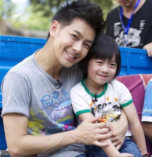 5位爸爸现状:郭涛被骂张亮失业,黄磊成人生赢家_kimi_节目_林志颖