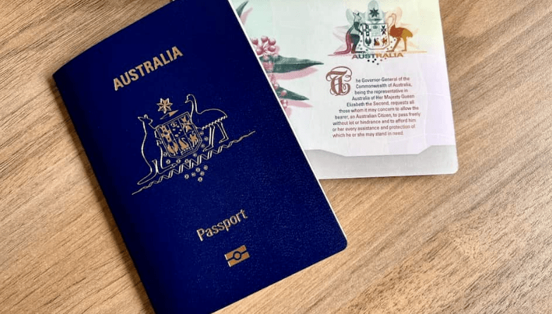 澳洲护照,货币,公共假日将有变化!民调显示大多数澳人支持君主制!