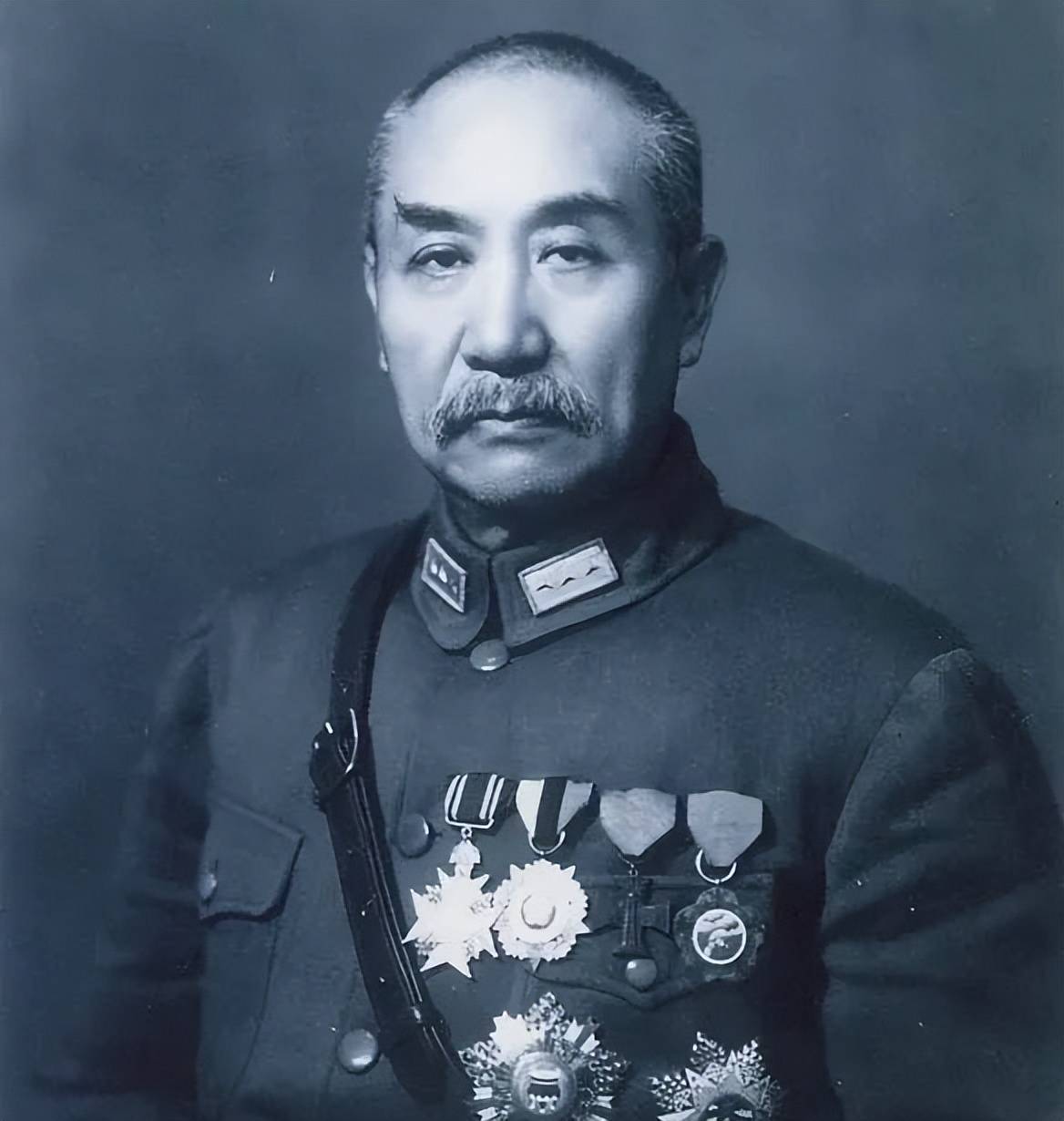 阎锡山在自存自固策略下，如何从“反共”到“联共”再到“反共”_中共_