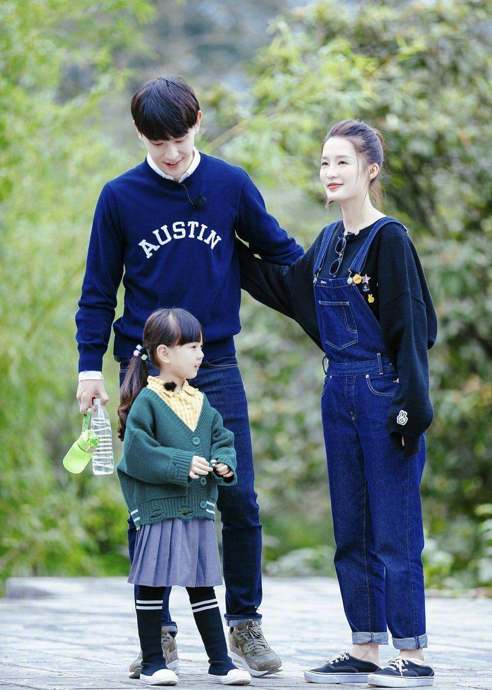 这么多年过去,依旧还有很多网友觉得李沁和邓伦很配,很有可能成为一对