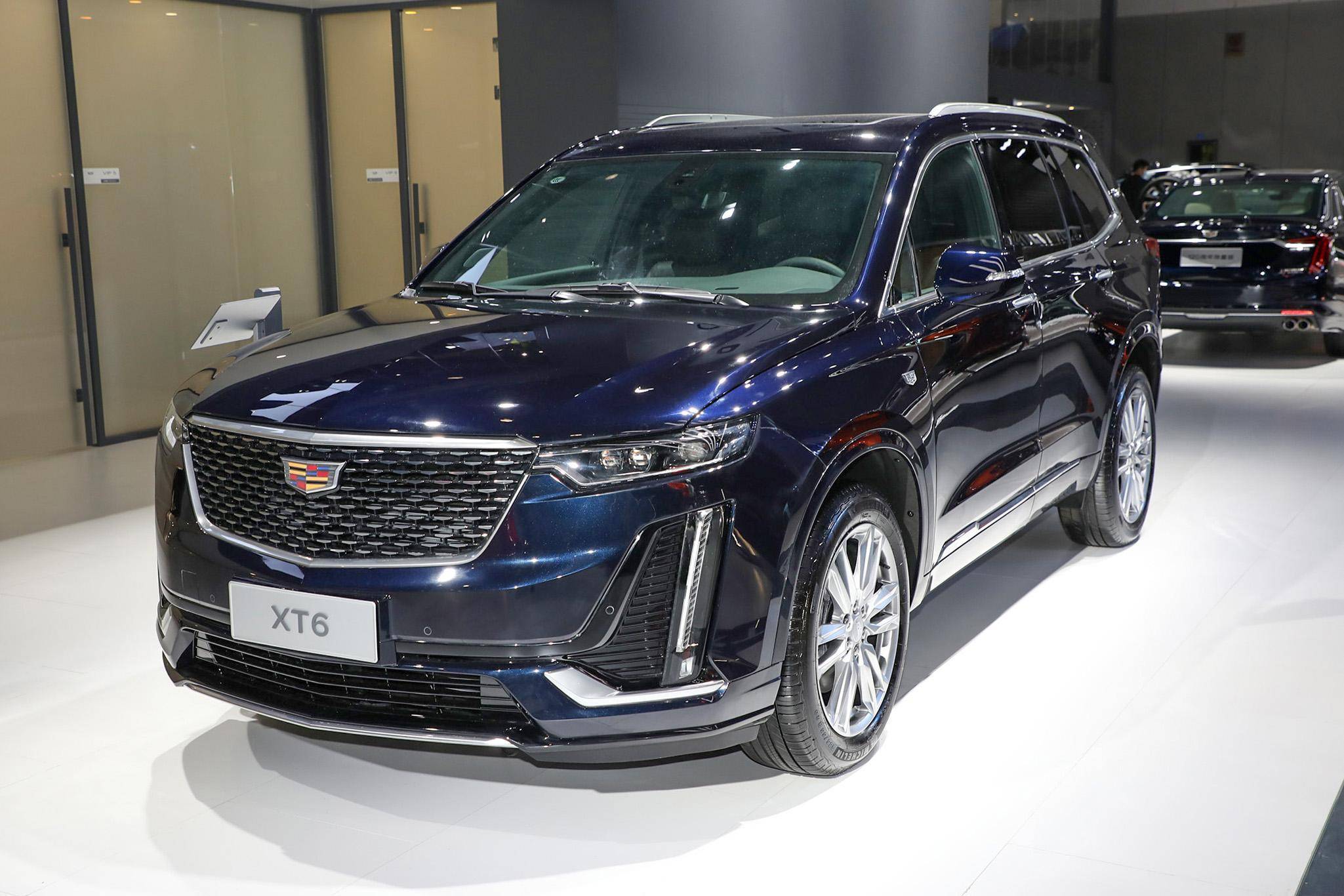 凯迪拉克xt6 120周年限量版上市!标配四驱系统,售价41.