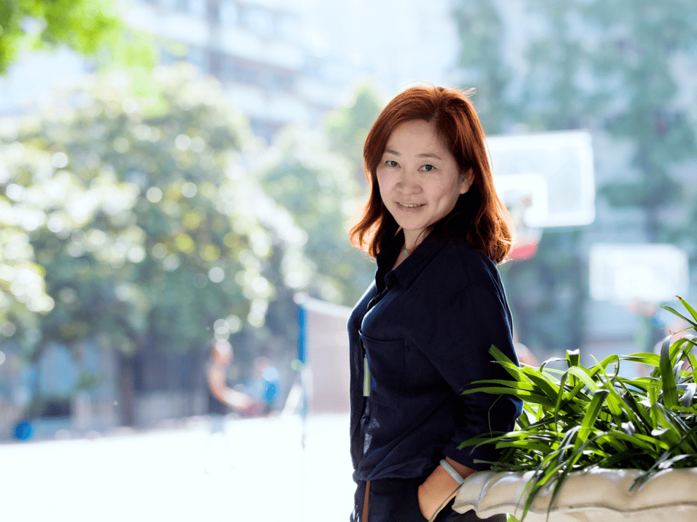 "爱学生是教师的本能"四川省成都市礼仪职业中学陈莉杨老师拖着手术后