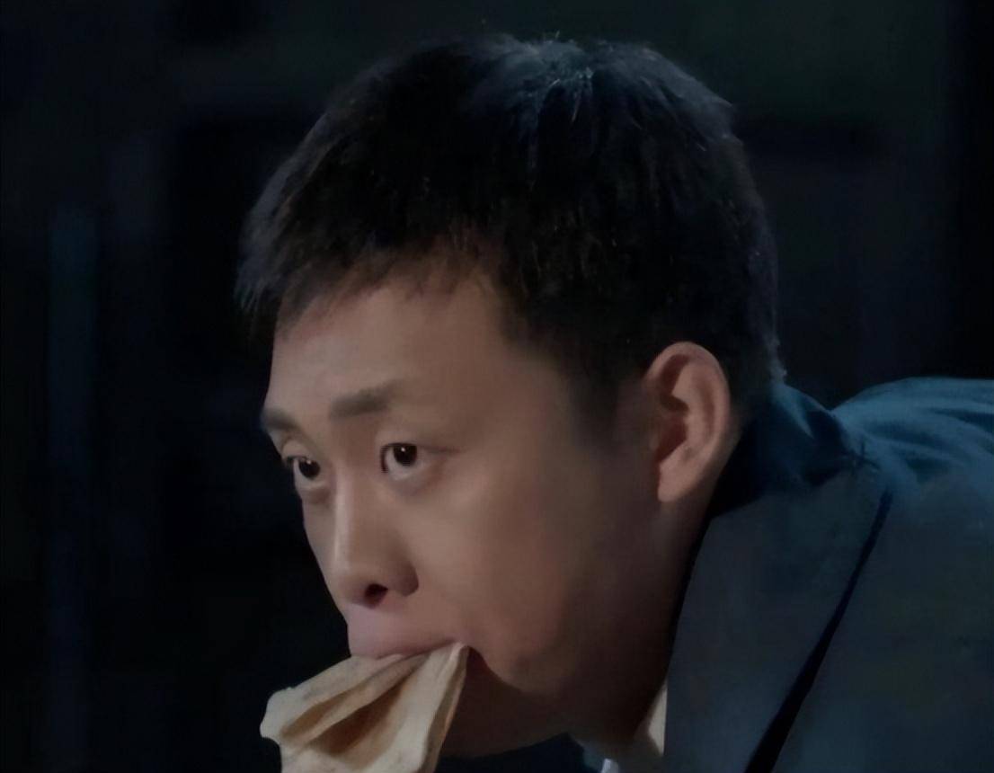 同样是"绑架戏",杨幂像拍写真,邓家佳眼技牛,关晓彤豁出去了