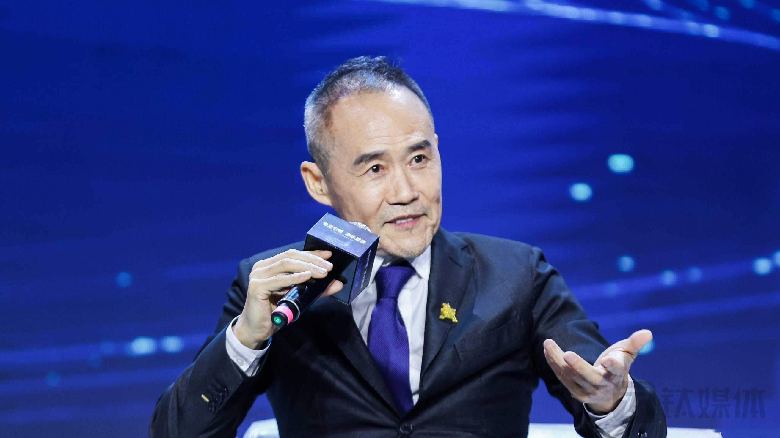 安吉尔获得万科集团创始人王石认可此外,安吉尔还建成了占地面积超60