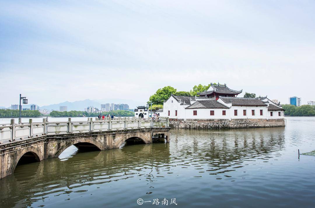 江西湖北隔江相望处有个九江市,景色如画,去过一次就念念不忘_小岛