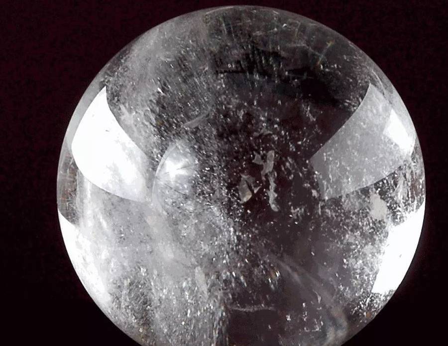 做着生意,吃着早饭-这就是水晶市场_合成_结晶体_矿石