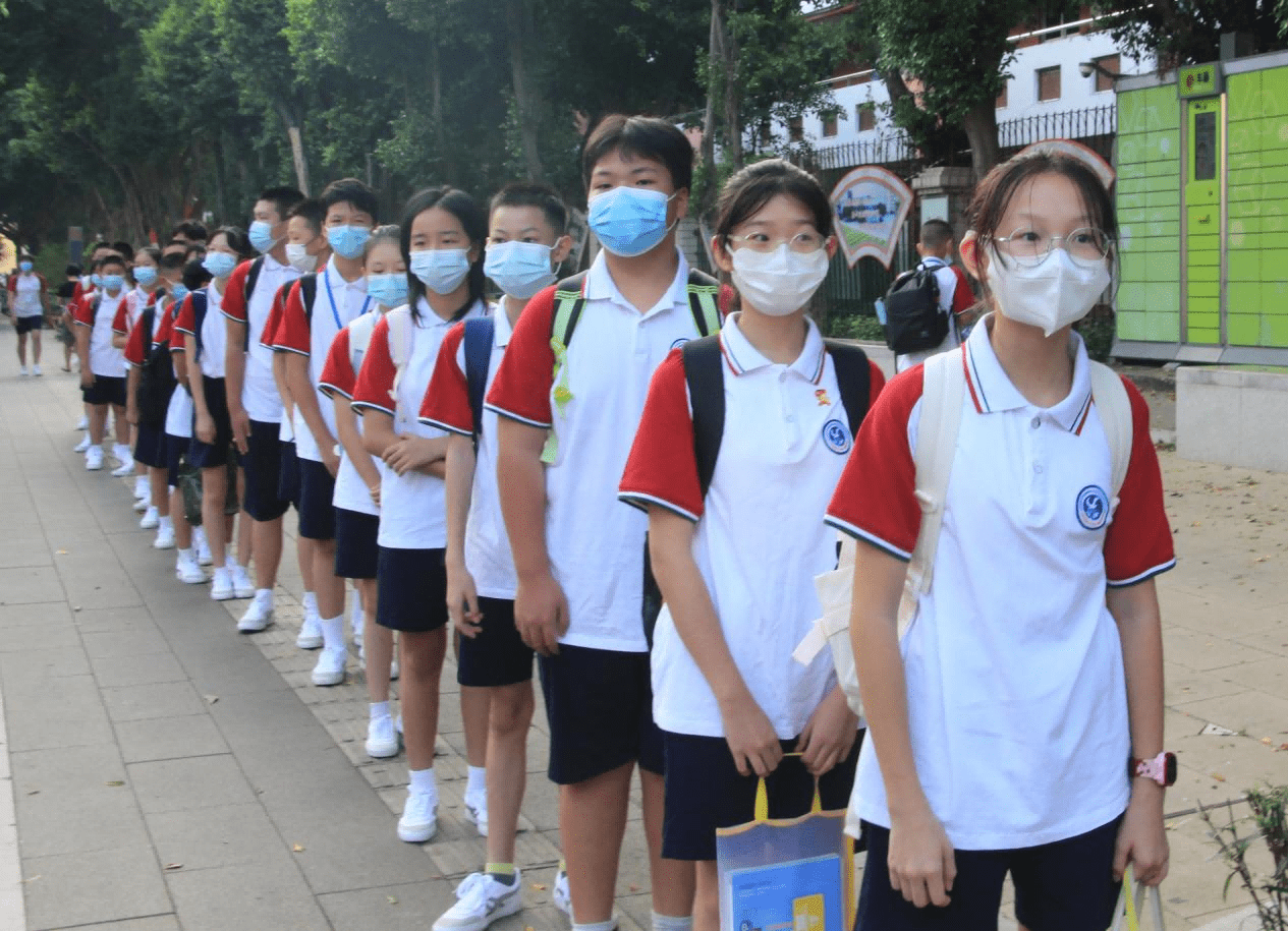 组图| 直击翻身实验学校(西校区)学生返校_入校_高中_年级