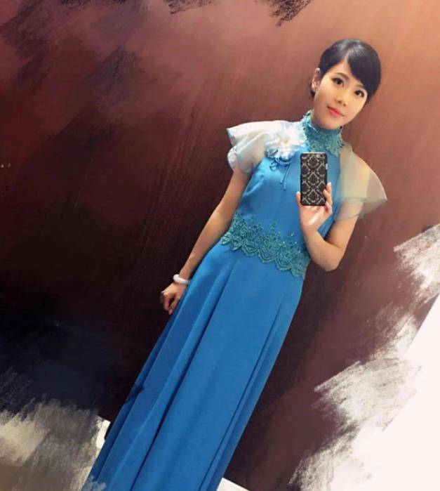 黎绮雯是广东地区赫赫有名的节目主持人,自从2011年李静雯离开《今日